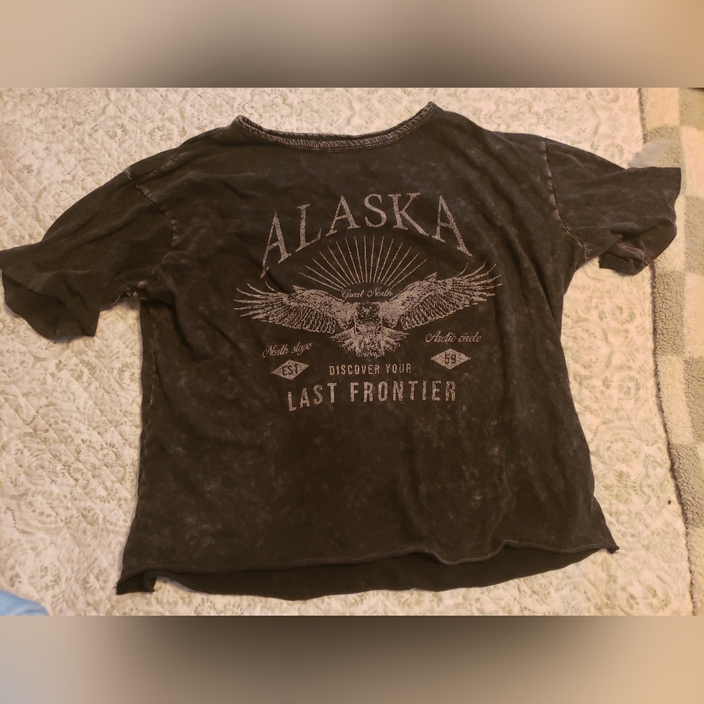 Alaska graphic crop top t shirt
